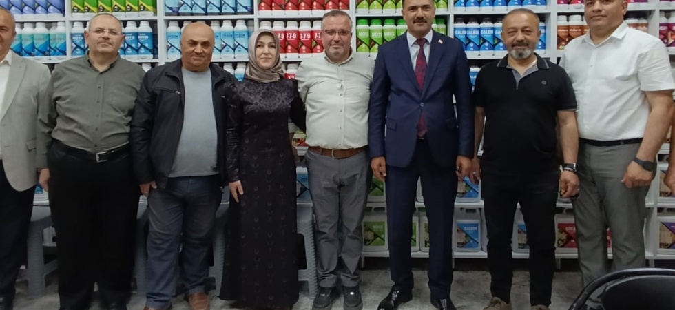 Demirci'de MÇK Tarım ana bayi açıldı