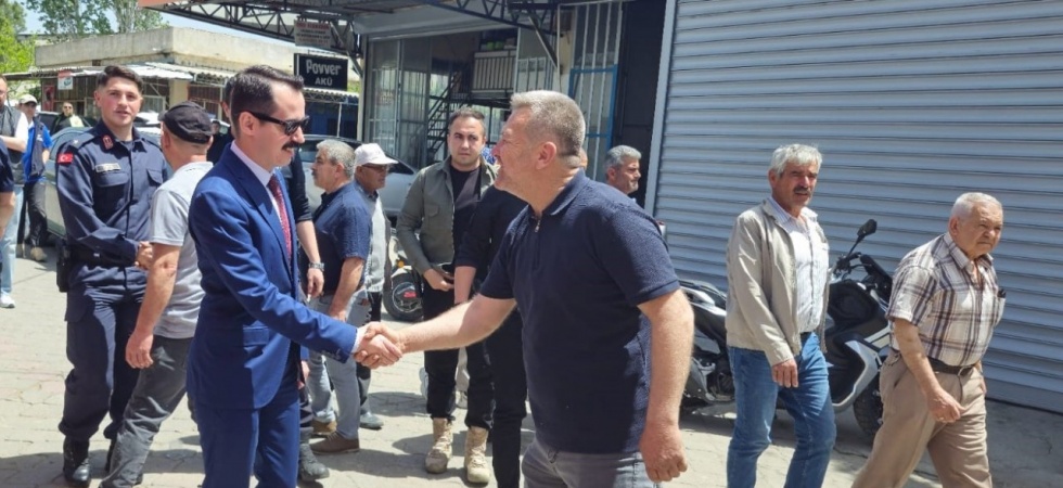 Gördes sanayi sitesi esnafı 5 bin kişilik yemek hayrı yaptı