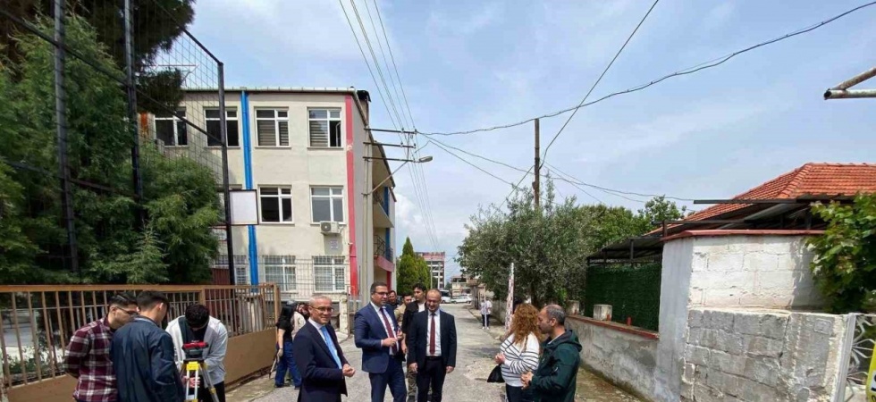 Kaymakam Dalak öğrencilerle arazi ölçümü yaptı