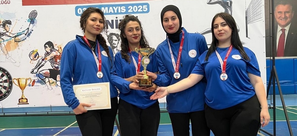 Manisa Yurt Lig Dart Takımı Türkiye üçüncüsü oldu