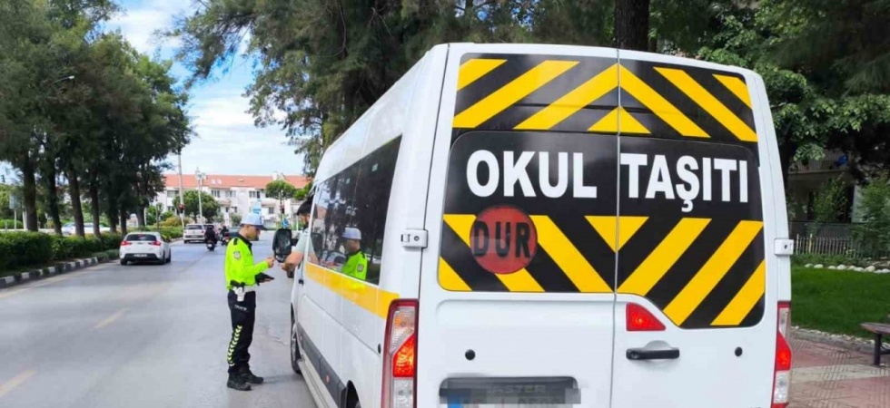 Manisa’da okul çevreleri ve servis araçlarına yönelik denetim