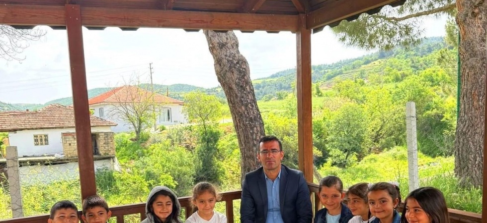 Müdür Yıldırak öğrencileri dinledi