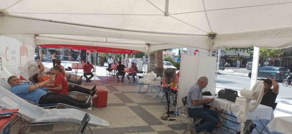 Sarıgöl’de kan bağışı kampanyasına büyük destek