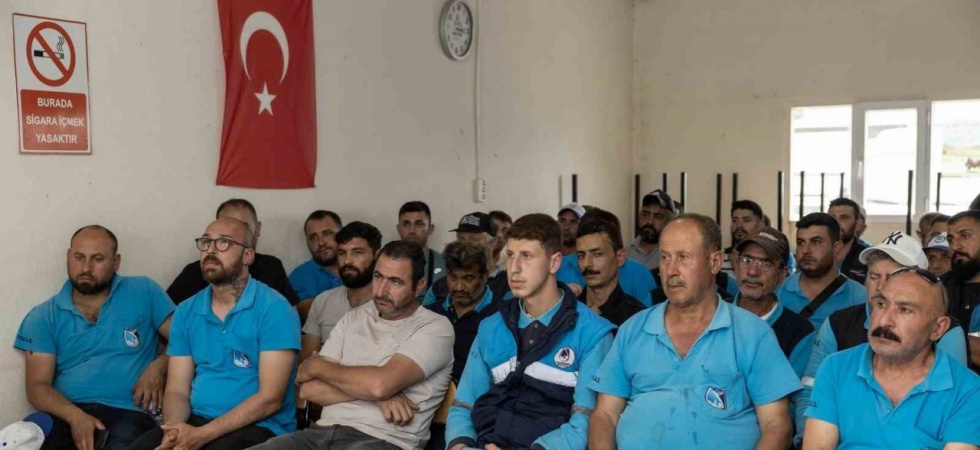 Temizlik personeline ’Öfke kontrolü ve stres yönetimi’ eğitimi verildi