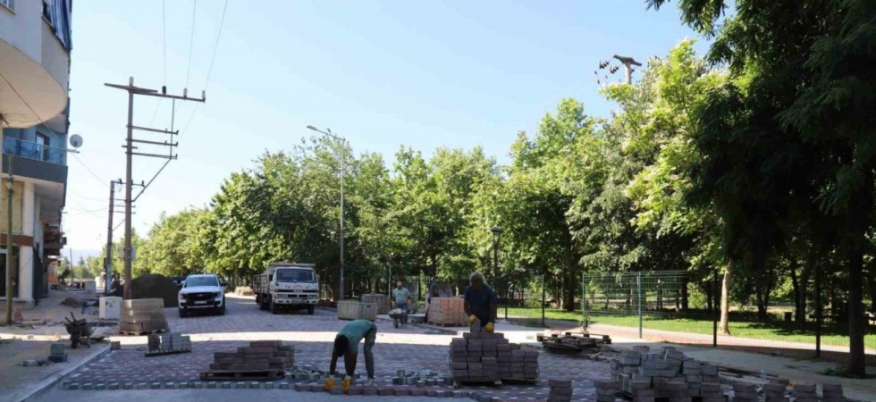 Turgutlu’nun yolları yenileniyor