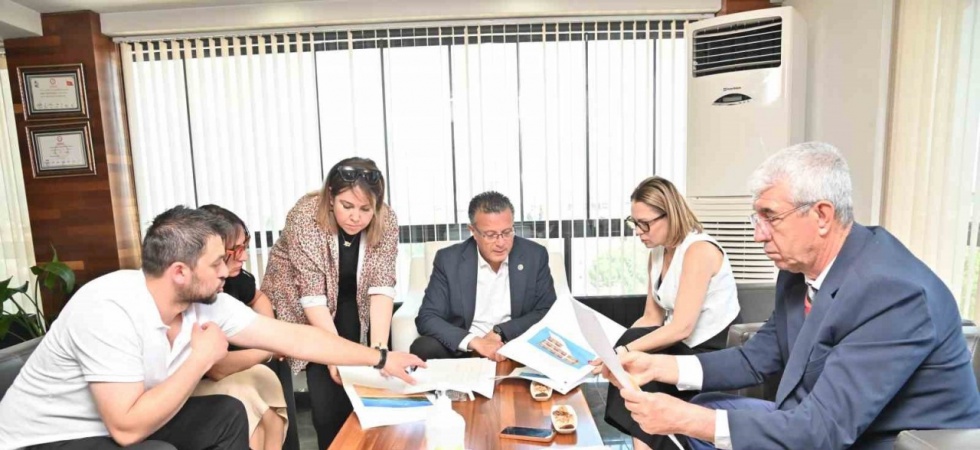 Alaşehir’de sokak hayvanları için yapılan çalışmalar değerlendirildi