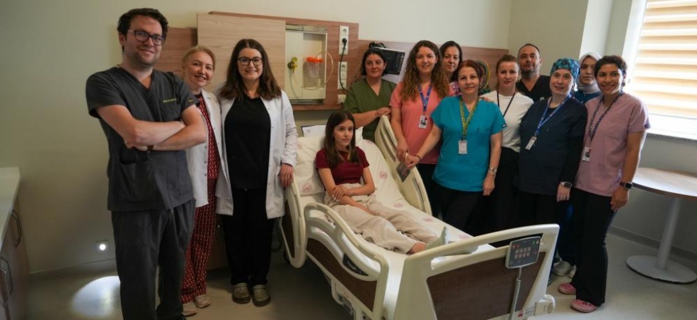 Kesilmek üzere olan bacak doktorların dikkatli müdahalesiyle kurtarıldı