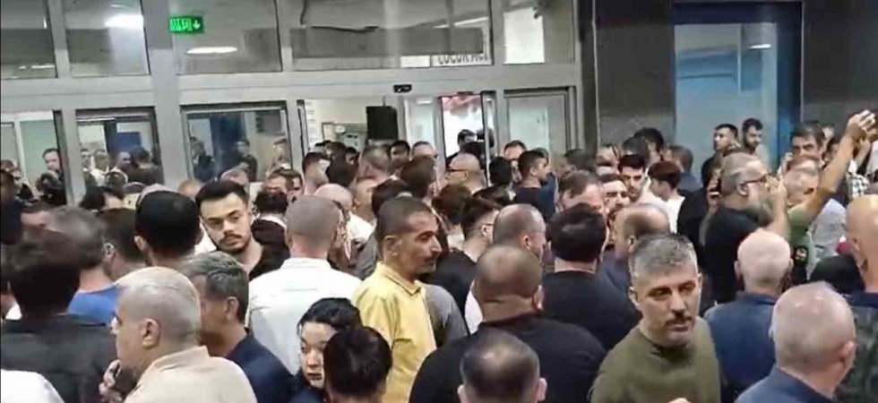 Manisa Büyükşehir Belediye Başkanı Zeyrek yoğun bakıma alındı