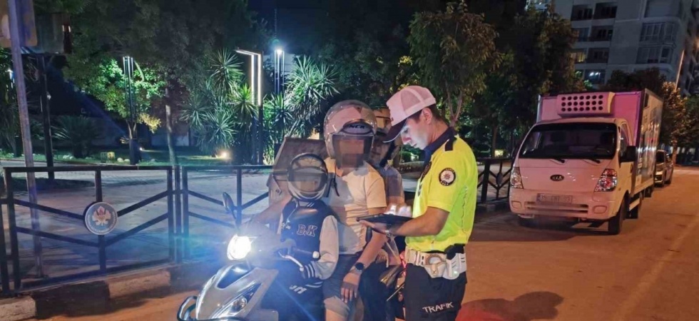 Manisa’da motosikletlilere ceza yağdı