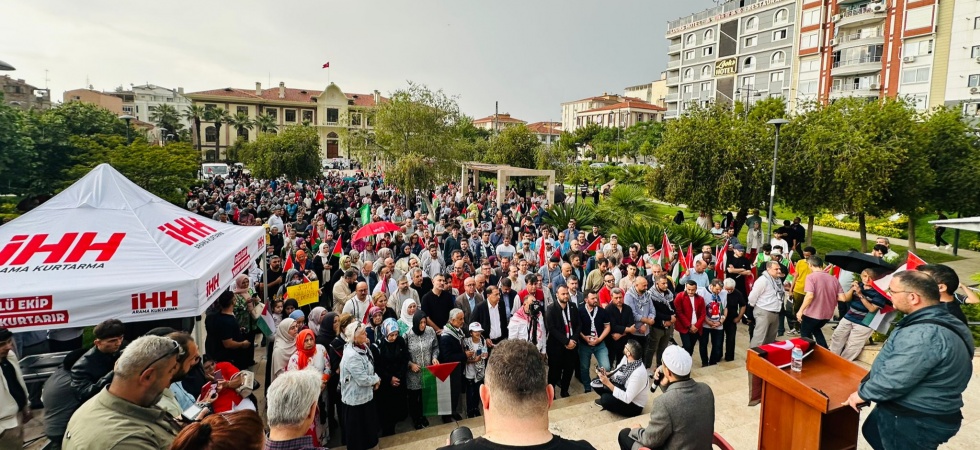 Manisalılar Gazze İçin Yürüdü: Zulme Sessiz Kalınmadı