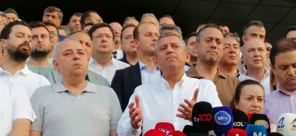 Özgür Özel: "Ben aklımın yarısını kaybettim, kalbimin yarısını kaybettim"