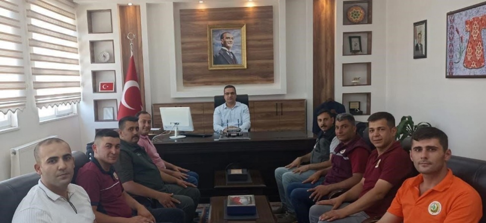 Sarıgöl Kaymakamı, orman yangın ekibini tebrik etti