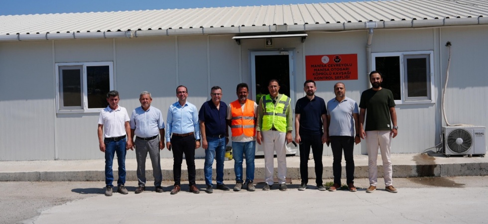 AK Parti Manisa İl Başkanı Süleyman Turgut, Gediz Köprülü Kavşağında, incelemelerde bulundu