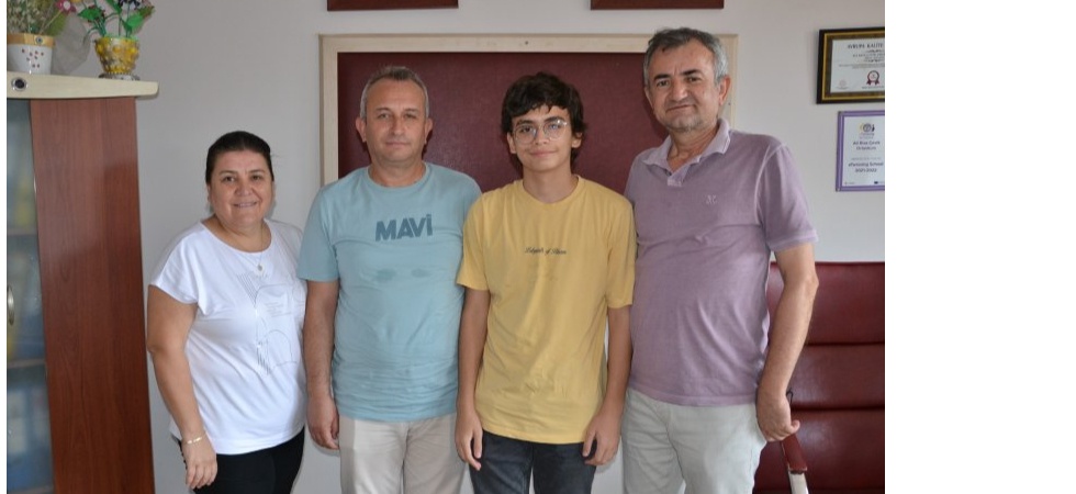 Ali Rıza Çevik Ortaokulu LGS’de zirveyi bırakmıyor
