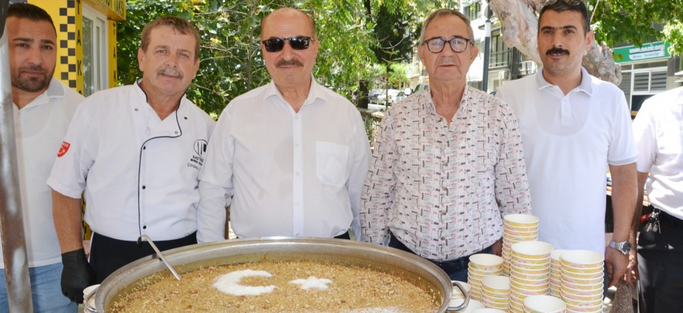 Manisa Esnaf ve Sanatkarlar Odası (MESO) geleneksel aşure günlerini sürdürüyor