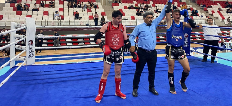 Manisa Muaythai takımı toplam 5 madalya kazandı