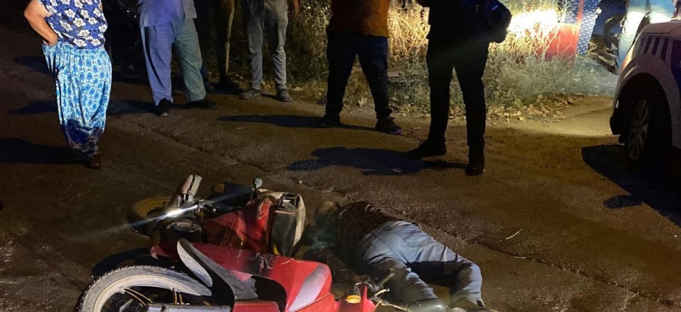 Motosiklet park halindeki motosiklete çarptı: 1 ağır yaralı
