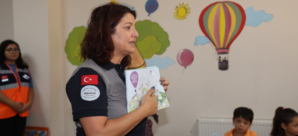 Şehzadeler Belediyesi'nden kreşlerde afet eğitimi