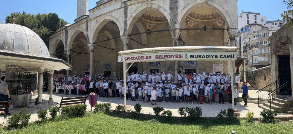TÜGVA yaz okulu öğrencilerinin kalbi Muradiye’de attı