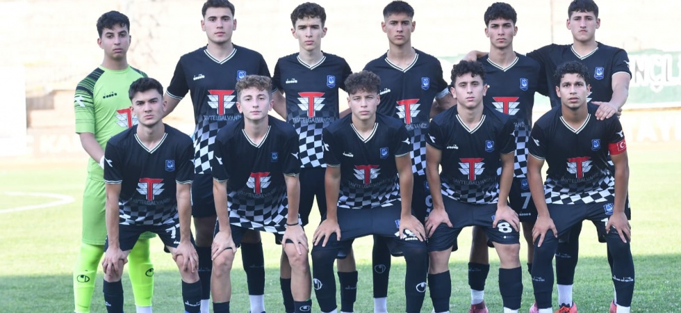 Yunusemre Belediye Spor U17 Takımı Türkiye Şampiyonu Oldu