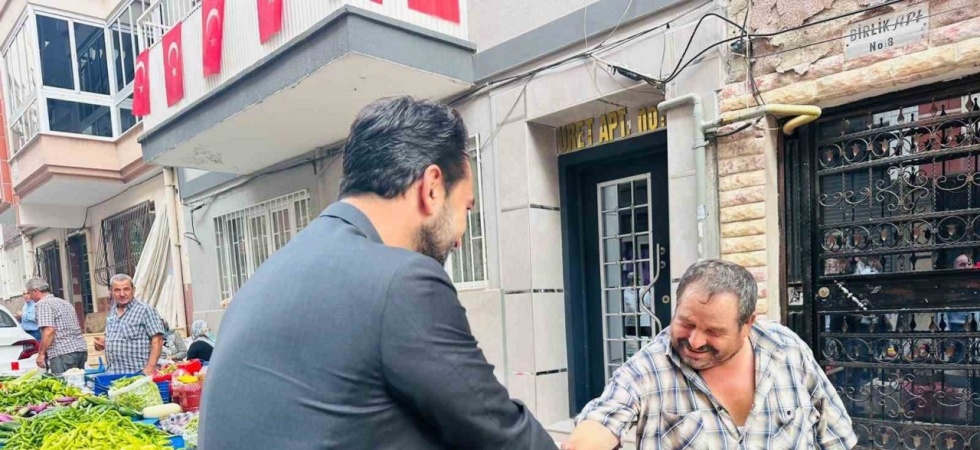 Arınç, pazarcı esnafını dinledi