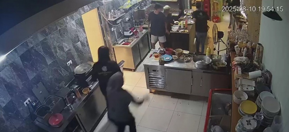 Deprem anı Manisa’da kameralara yansıdı
