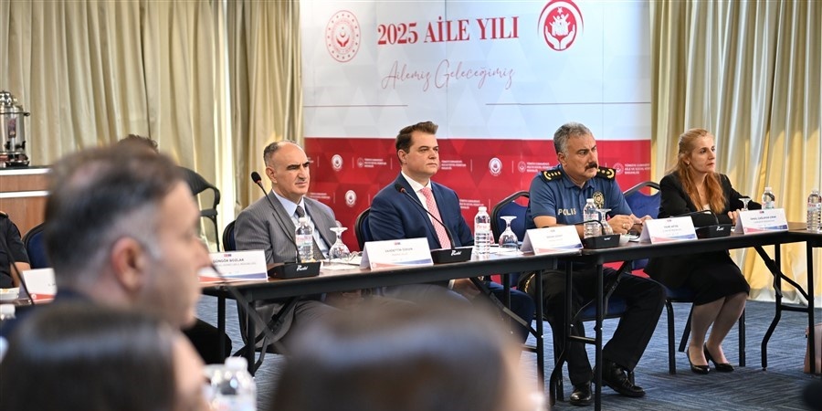 Manisa’da Geçici Koruyucu Aile Modeli tanıtıldı