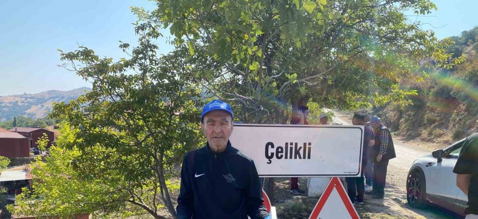 Manisa’da Huzurevi sakinleri çevre temizliği yaptı