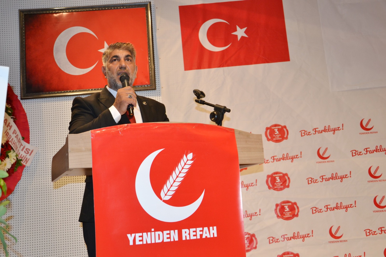 Yunusemre’de başıboş hayvanlar tehlikesi: Çocuklar risk altında