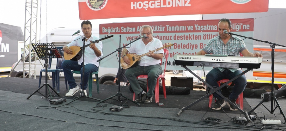 Manisa’nın Kula ilçesine bağlı Encekler Mahallesi Bağdatlı Sultan Alevi Kültürünü Tanıtma ve Sanat etkinliği 21 Eylül Pazar günü yapılacak. Yoğun bir katılım beklediklerini belirten Encekler Mahallesi Muhtarı Tuncay Demir, her yıl geleneksel olarak Bağdat