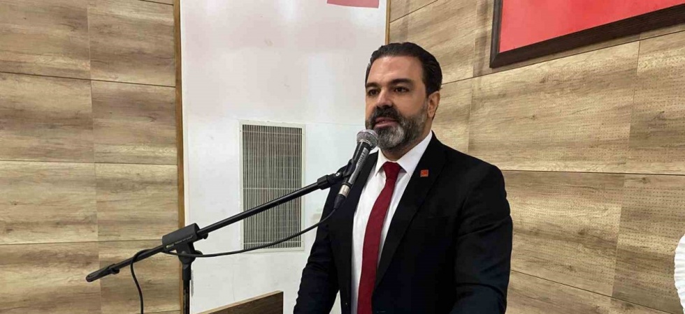 Alaşehir CHP’de yeni başkan Raşit Köşlü