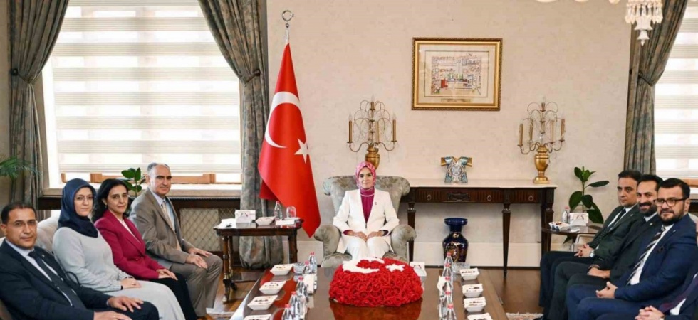 Bakan Göktaş’tan Manisa Valiliği ve AK Parti’ye ziyaret