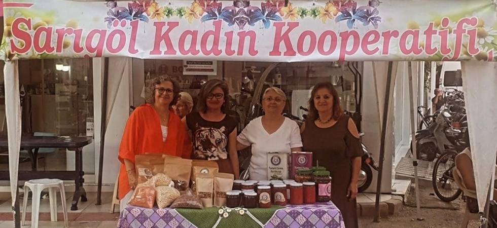 Doğal ürünleriyle festivale renk kattılar