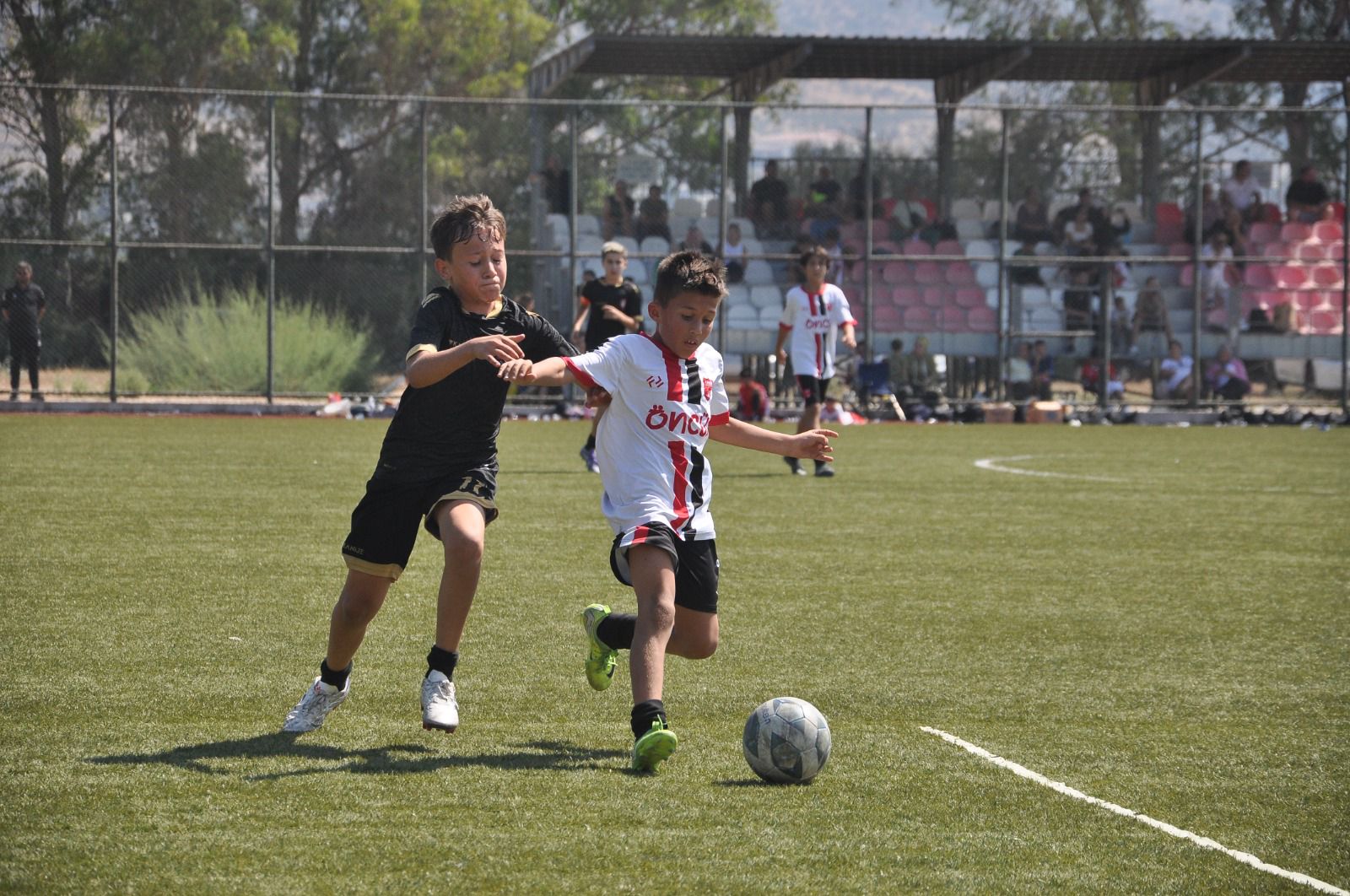 Ferdi Zeyrek anısına düzenlenen turnuvada Yıldızspor 45 FK’dan gururlandıran mücadele!