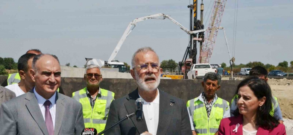 Gediz Köprülü Kavşağı’nda çalışmalar hızla sürüyor