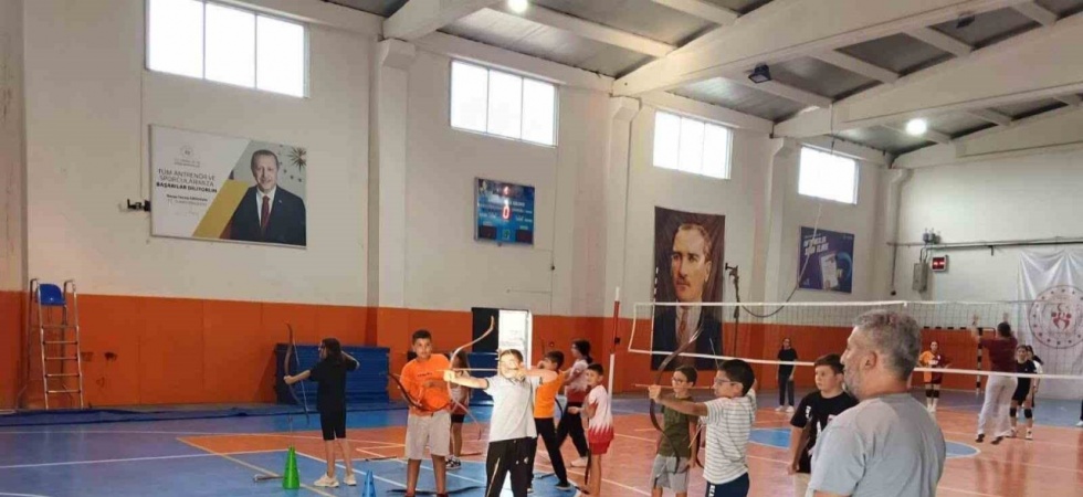 Geleneksel Türk okçuluğu Sarıgöl’de canlanıyor