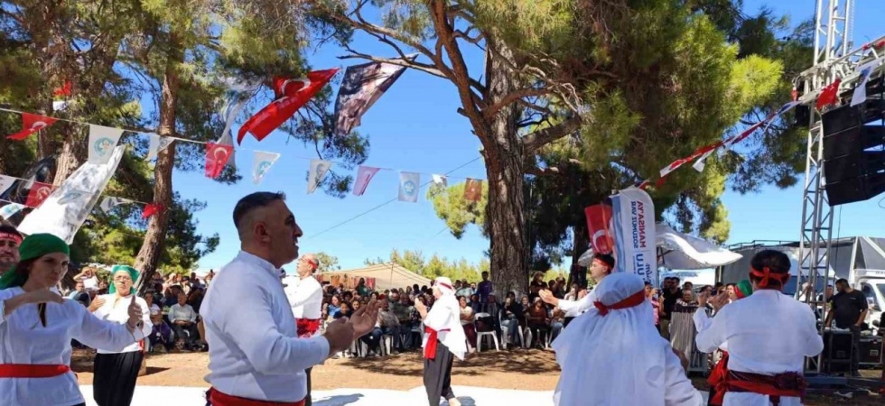 Kula’da Bağdatlı Sultan Anma Etkinlikleri binlerce kişiyi buluşturdu