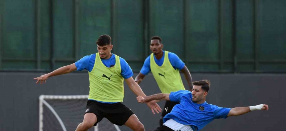 Manisa FK, Esenler Erokspor maçı hazırlıklarına başladı