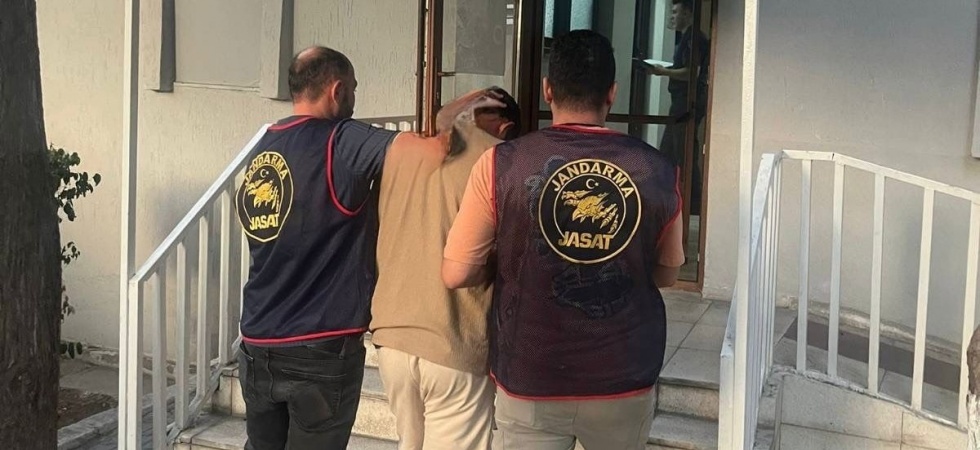 Manisa’da 24 yıl 2 ay hapis cezası bulunan firari yakalandı