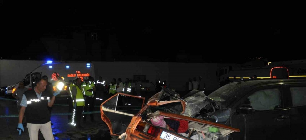 Manisa’da feci kazada otomobil ikiye bölündü: 1’i çocuk 5 ölü, 6 yaralı