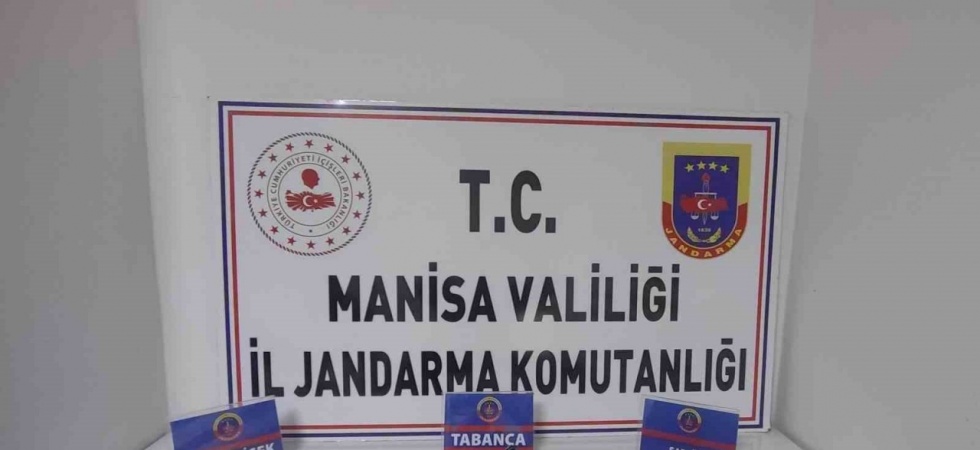 Şüphe üzerine üstü aranan şahıstan tabanca ve mermi çıktı