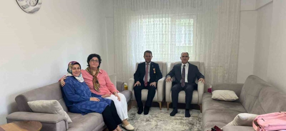Vali Özkan: "Şehitlerimiz ve gazilerimiz birliğimizin harcıdır"