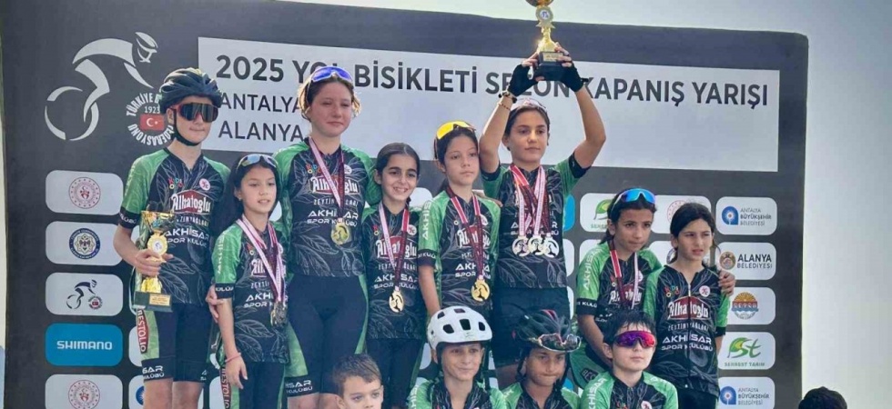 Akhisarlı pedallar Alanya’da zirveye tırmandı