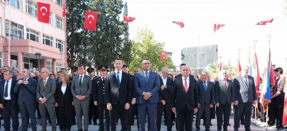 Cumhuriyetin 102. yılı Sarıgöl’de törenle kutlandı