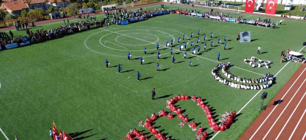 Demirci, Kula, Salihli ve Selendi’de 29 Ekim heyecanı