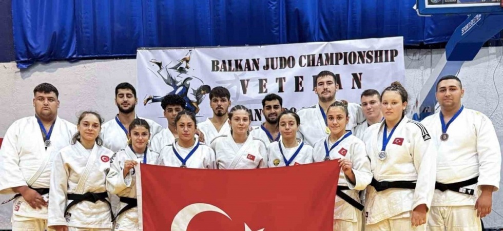Enes Pınar bir ayda iki kez Balkanları fethetti
