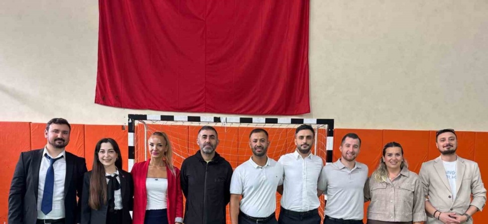 Kırkağaç’ta Cumhuriyet Bayramı coşkusu cimnastikle kutlandı