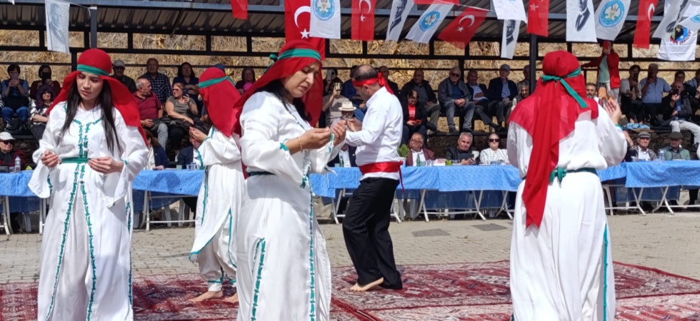 Kula Kenger'de Selvili Dede'yi anma etkinliğinde 'Canlar' buluştu