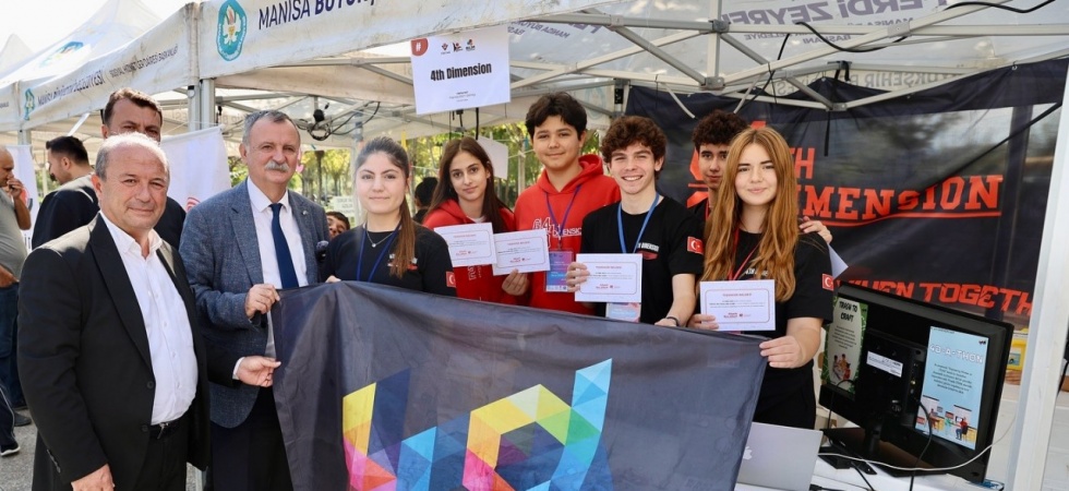 MANİFEST’te 30 bin öğrenci bilimin farklı yönlerini keşfetti