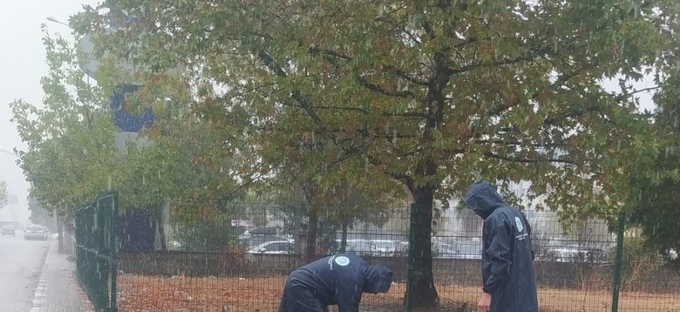 Manisa Büyükşehir ve MASKİ ekipleri yağmur için sahada
